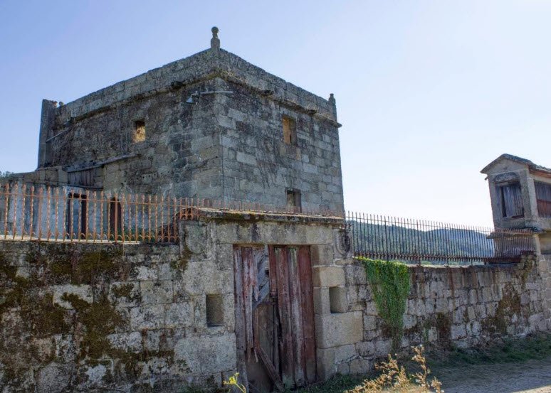 Torre del Olivar, Spain